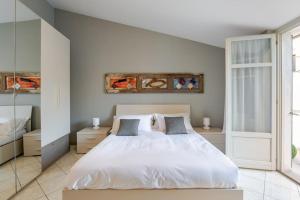 Casa Regina, nice position!