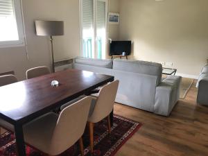 Appartements Appartement a cote de la plage avec piscine climatise : photos des chambres