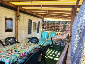 Campings Mobilhome au camping Les Salins de La Gardiole ex Camping Europe : photos des chambres