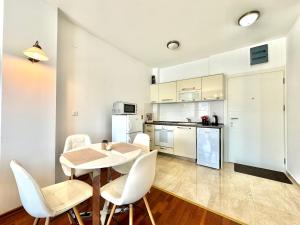 Ponta Nova One bedroom Apartment with Sea view