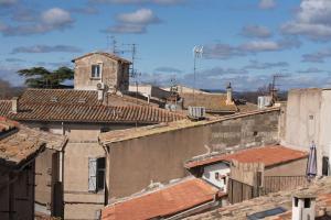 Maison Mazuc- Central Townhouse Pezenas with Terrace