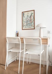 Saska Kępa 2-Bedroom Apartment by BookingHost