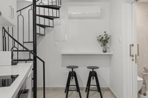 Phaedrus Living: Alkminis Seaside Suites Praia