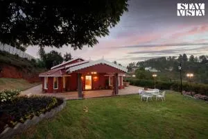 StayVista at Wyncroft Bungalow with Free Breakfast & Pet Friendly Home - Kotagiri
