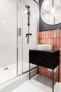 HOUSEHOST Apartment: Łazarza II street