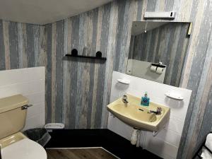 Black Bull Hotel
