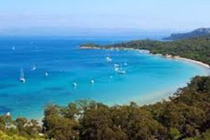 Grand Studio dans Résidence avec Piscine