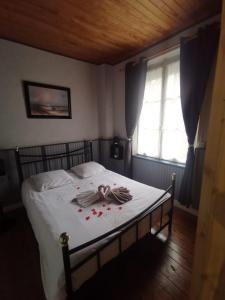 Appartement avec Balcon au 1er étage Vue latérale Mer à 50 mètres de la plage à Mers les Bains.