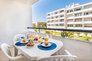 2BR Family Holidays @ Pé do Lago