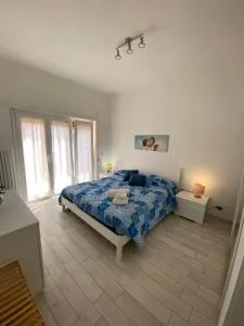 Spiaggia dei Delfini sul mare di Roma -free parking - Palidoro