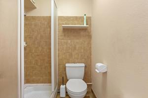 Appartements Le Mas Berliat studio N° 10 : photos des chambres