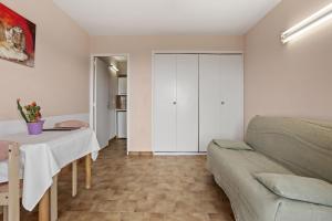 Appartements Le Mas Berliat studio N° 10 : photos des chambres