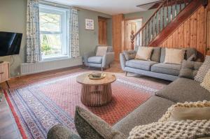 Hill House - 4 Bedroom Holiday Home - Llanrhidian