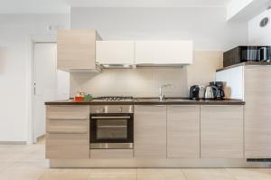 Lovely Sea View Apartment - Swimming Pool