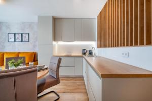 MyFlat Wave Olive Apartment