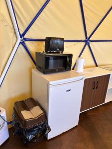 Glamping Pod - Sleeps 4 - Pets - Parking