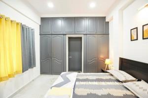 Luxury Room @ Banjarahills Near Care hospitals