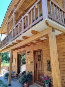 Preciosa cabaña con piscina y barbacoa - Cercedilla