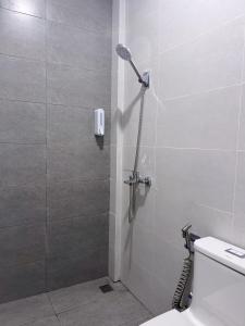 Lin Hotel and Coffee