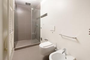 GuestHost - Modern Studio 280m from Arco della Pace!