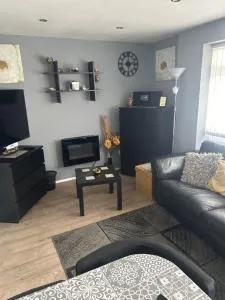 Ground Floor Hillview 2 bedroom Apartment - 布里恩 Ground Floor Hillview 2 bedroom Apartment - 布里恩