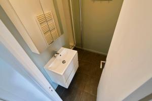 Studio tout équipé, proche gares