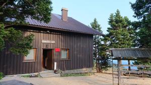 Črnuški dom na Mali planini 