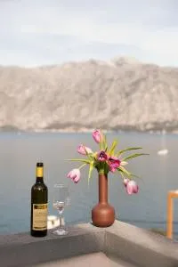 Step to Kotor bay St-oliv - Доньи-Столив