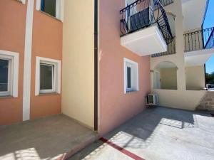 Sèm Chì, La Perla dei Due Mari img5