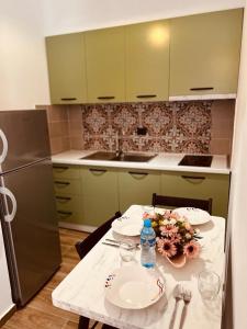 Apartament Indriti