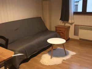 Appartements Appartement Les Angles, 2 pieces, 4 personnes - FR-1-593-111 : photos des chambres