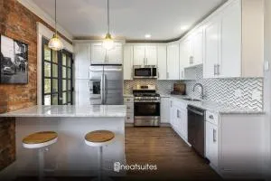 The Gilded Cincy-View Condo - Fort Wright