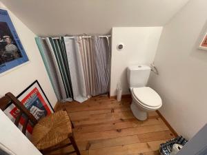 Maisons de vacances La Falaise Bleue - Vue mer - Plage a pied : photos des chambres