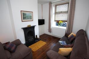 Spacious 3 bedroom Cottage in Whalley