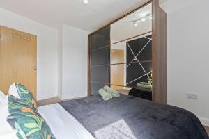 Stunning Views l Last-Minute Escape l Free Parking l Sleeps 6 l By Zen Nights Short Lets & Serviced Accommodations