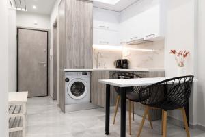 SKG Modernity Studio