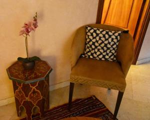 RAMADAN Tarifs ajustés - 2 pas de la plage, appartement cosy, tout confort, proche toutes commodités, Wifi haut débit, TV connectée, Netflix, climatiseur, Acte mariage pour couple national,3 nuits mimum