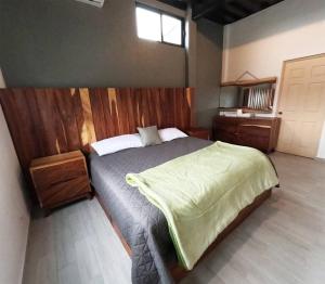 Hermosa casa del atardecer de Teques