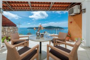 Apartments Golden Stream