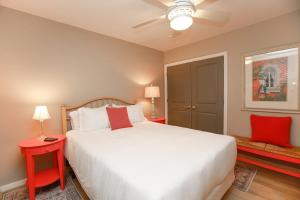 Sojourn Sunrise to Sunset 4BR Sleeps 12