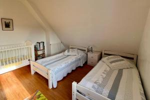 Villas Maison familiale 10 p, a pied des plages de Port-Blanc : photos des chambres