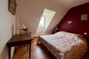 Villas Maison familiale 10 p, a pied des plages de Port-Blanc : photos des chambres