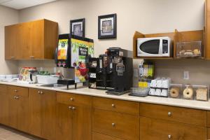 Days Inn by Wyndham Chetwynd