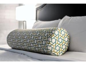 BOLD 2BR 2BA In The Block Apartment by CozySuites!