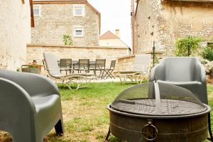 Maisons de vacances ABRICOSY Maison de campagne 6 personnes Aiglepierre : photos des chambres