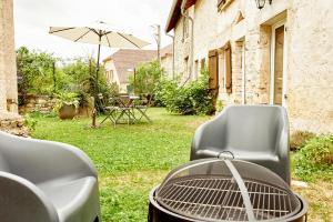 Maisons de vacances ABRICOSY Maison de campagne 6 personnes Aiglepierre : photos des chambres