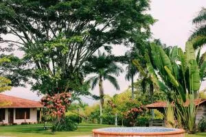 Finca en el Quindío, cerca al Parque del Café. - La Esmeralda