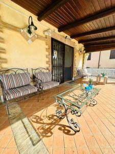 Honeys Home-Dependance campagna