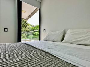 302 Spacious apartment nice view in El Poblado