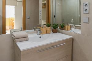 Deja Blue - Tarifa Rent Modern Penthouse